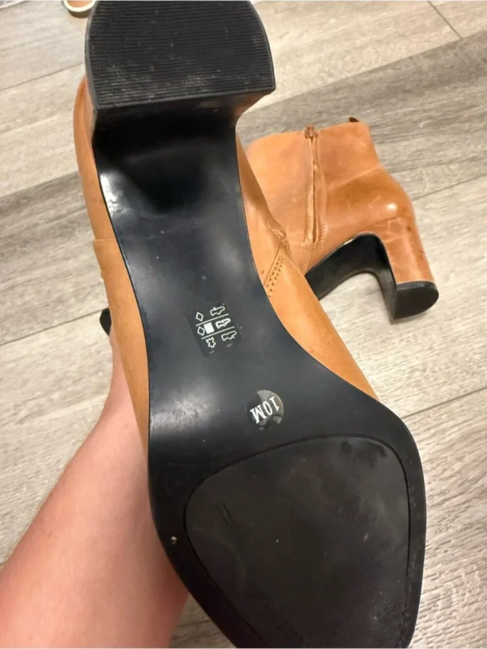 Calvin Klein Cognac Leather Ankle Booties with Block Heel size 10